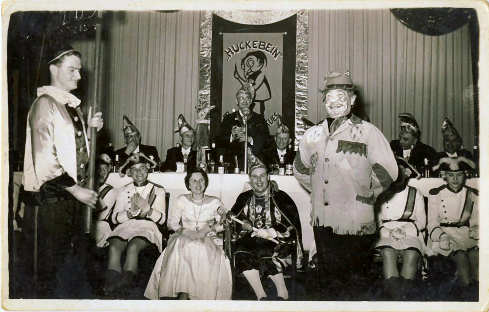 1957 etwa