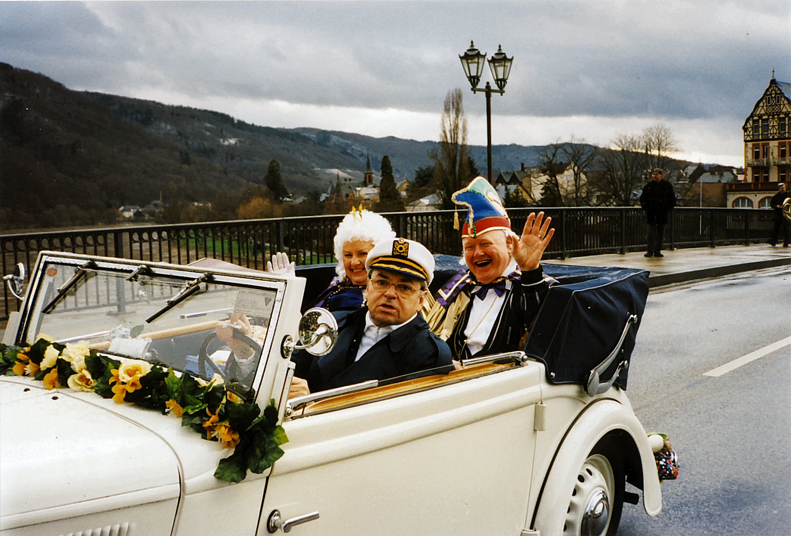2000
