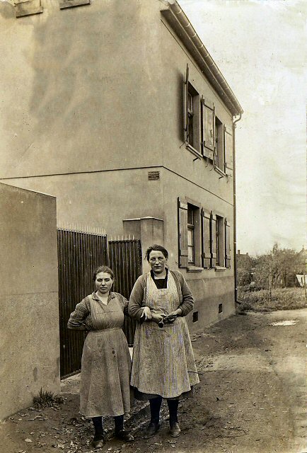 Maria Lory & Frau Lülsdorf (?) etwa 1930er